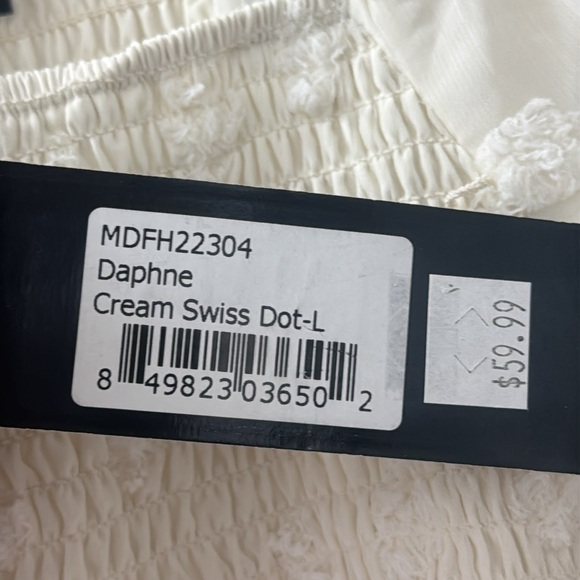 MIKAROSE Ivory Smocked Chiffon Dress Swiss Dot Boutique New With Tags Size Large - Picture 6 of 9